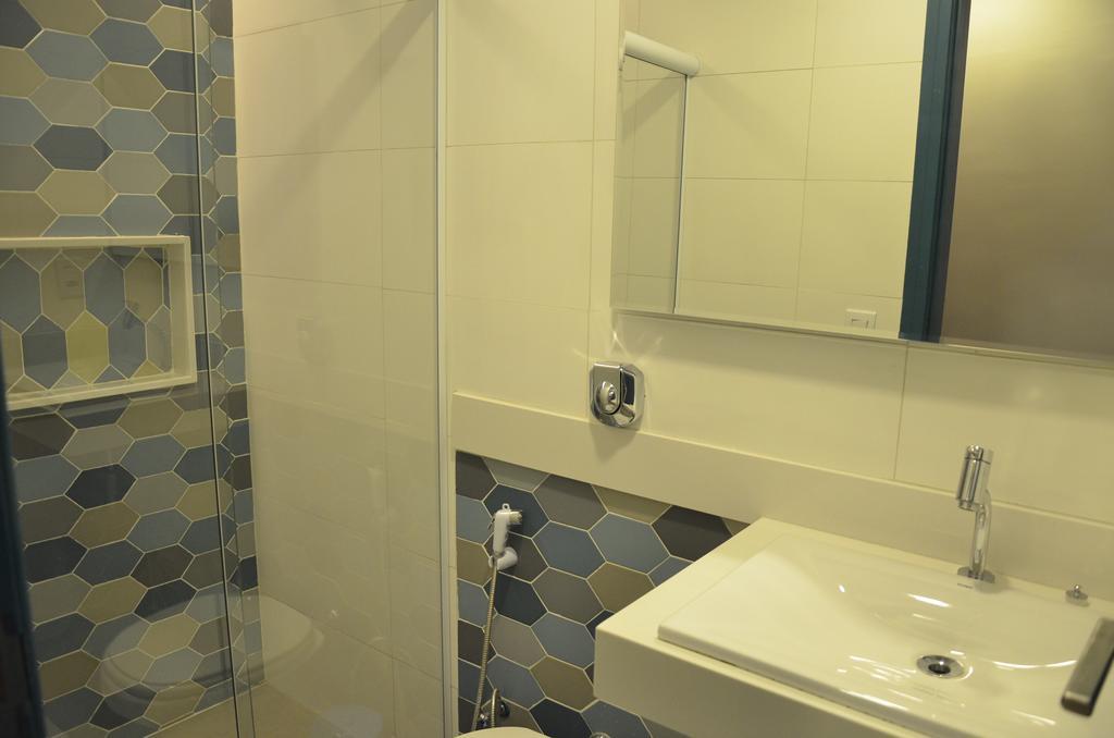 Large Triple Room