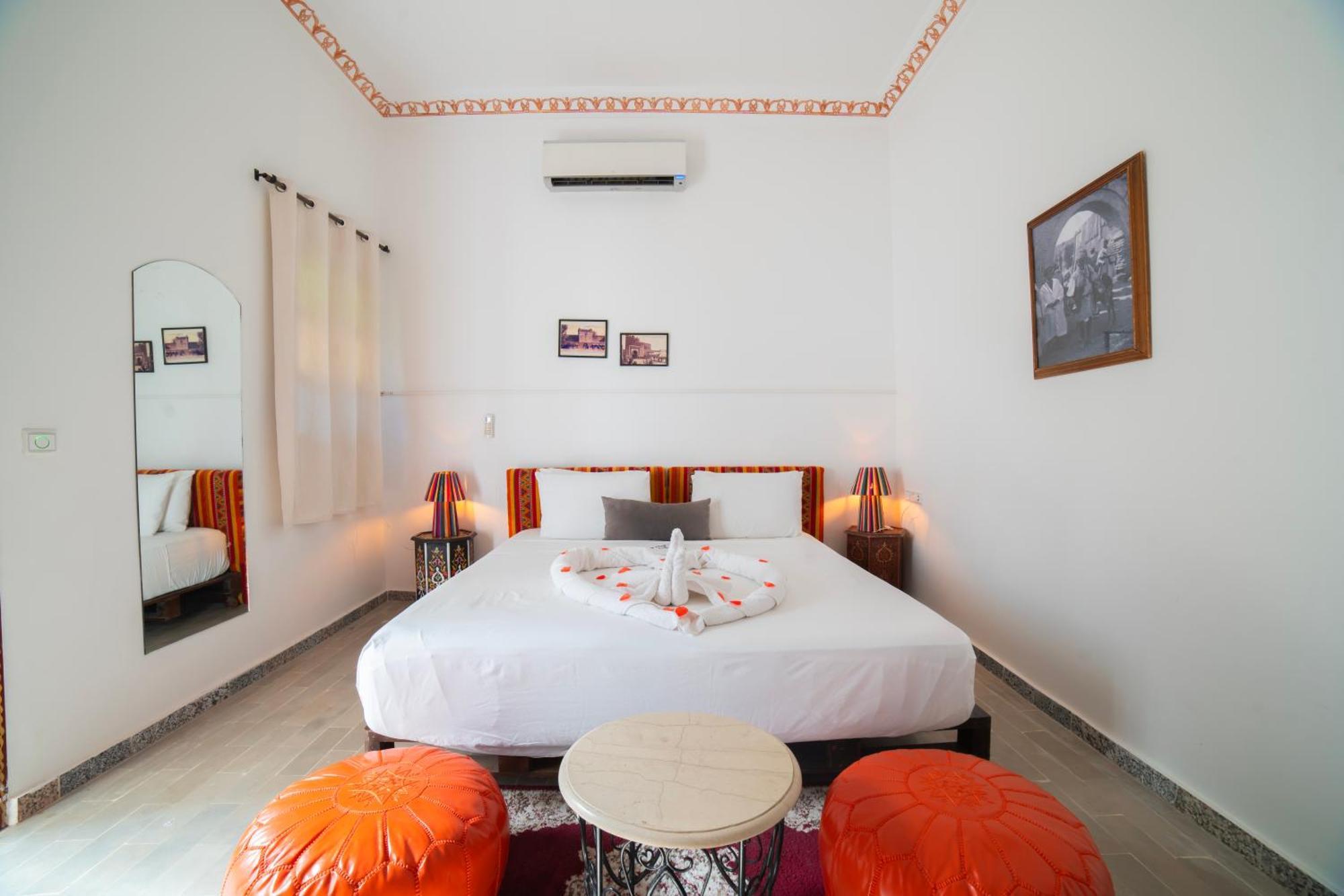 Quarto Deluxe com Cama de Casal ou 2 de Solteiro