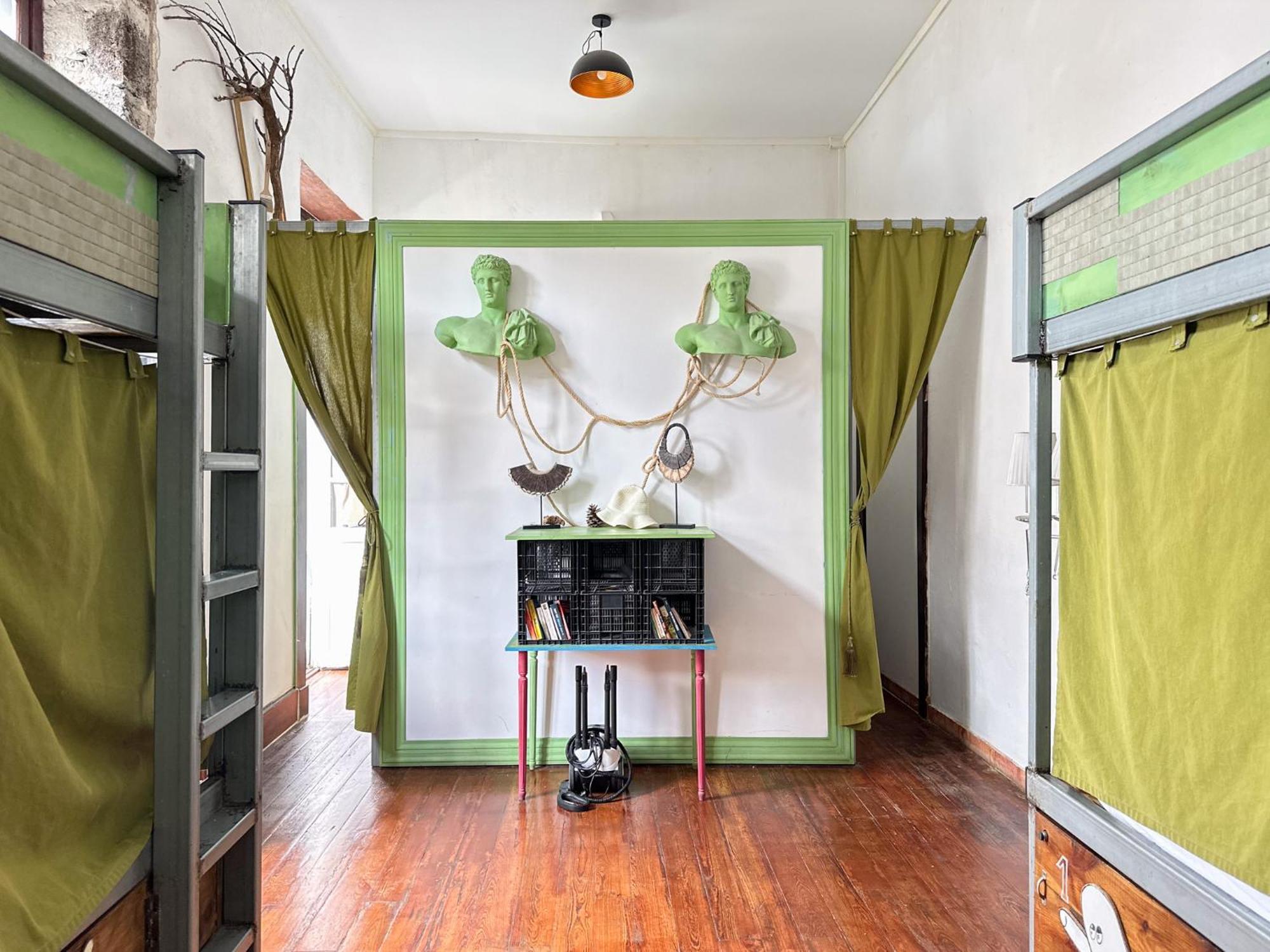 Bed in Gemengde Slaapzaal met 8 Bedden