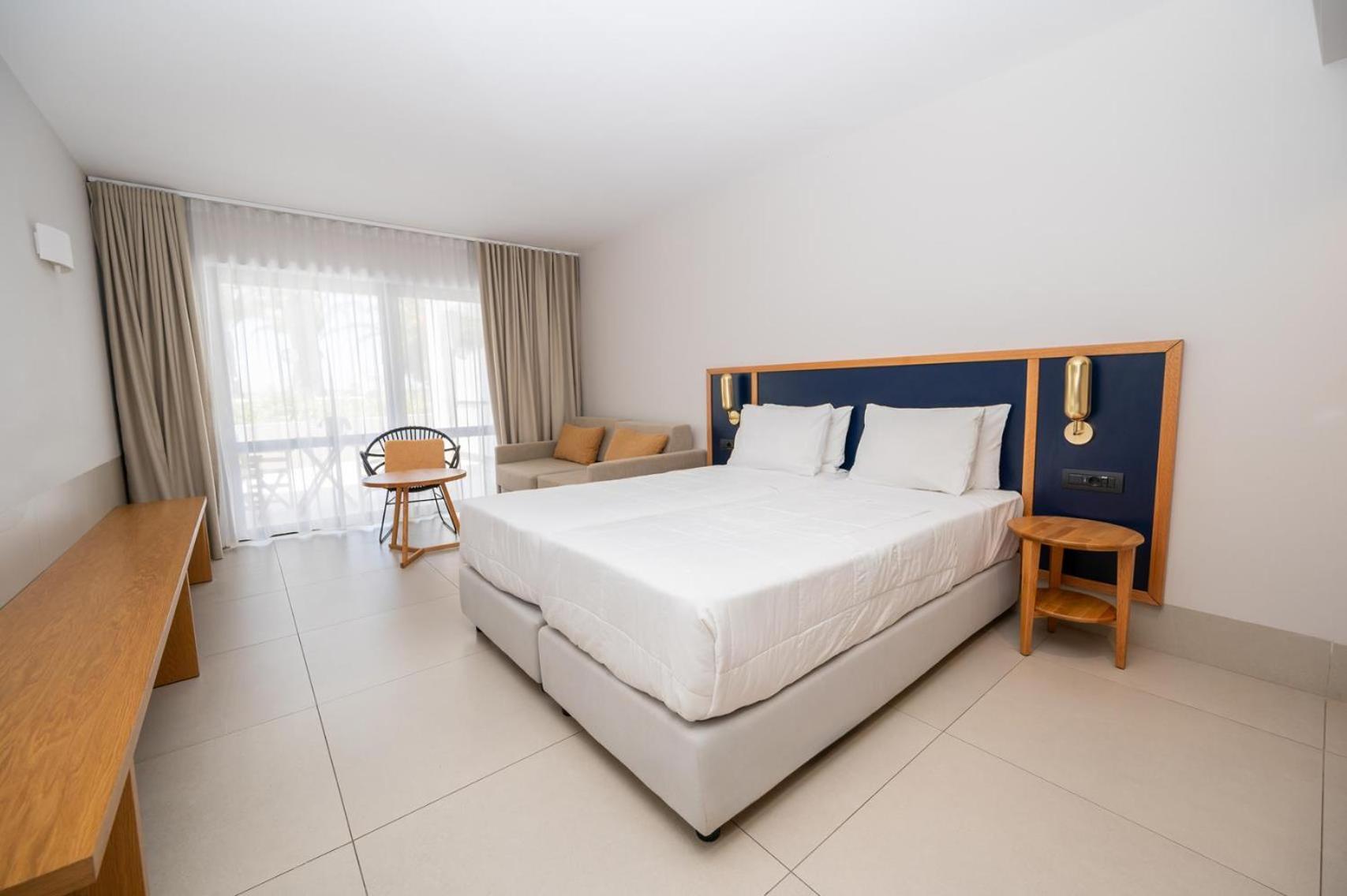 Junior Suite Sea View,1742681071:JPEG