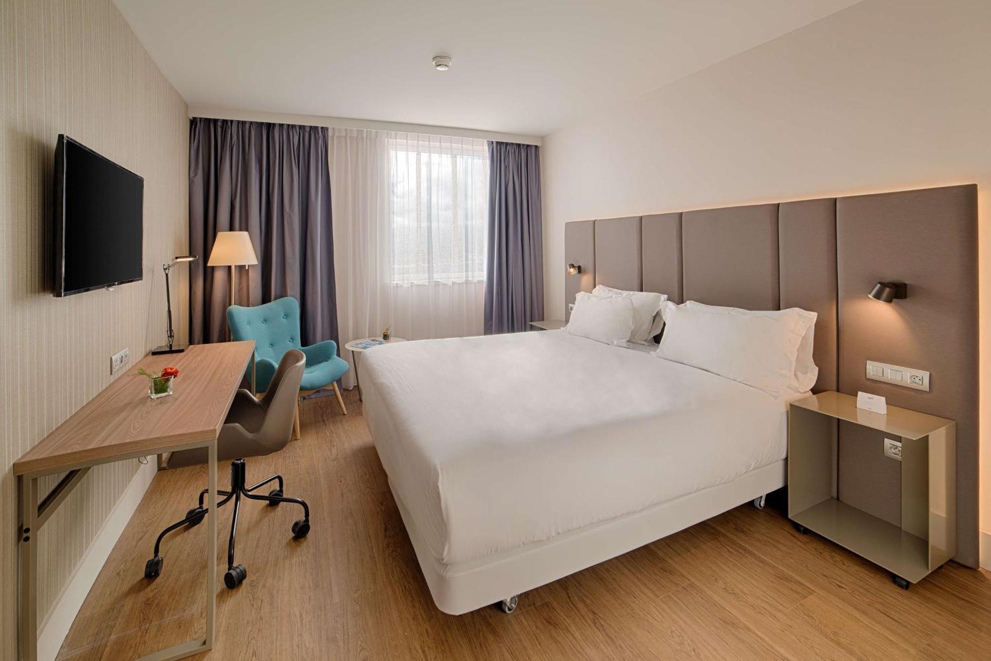 Standard Double or Twin Room,1705045514:JPEG