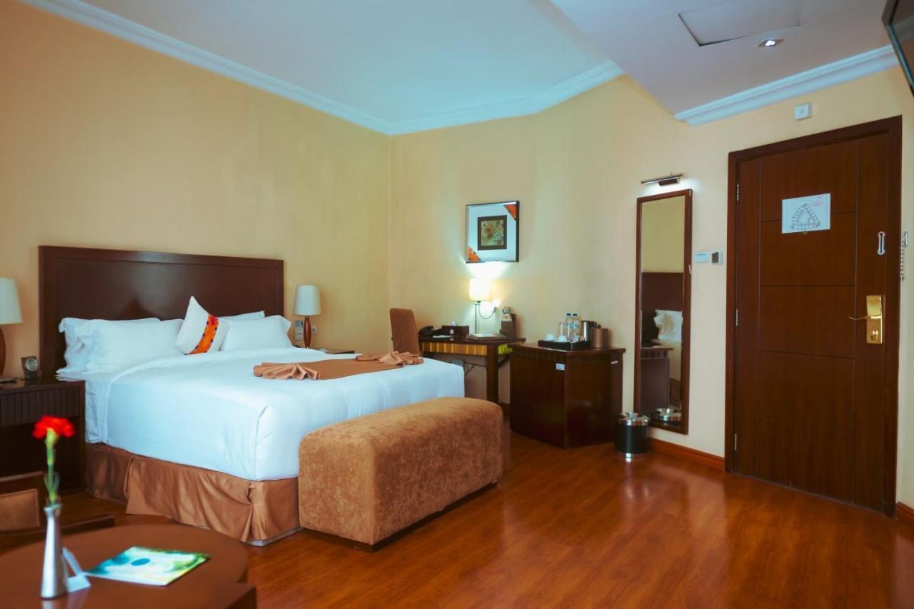 Standard King Room