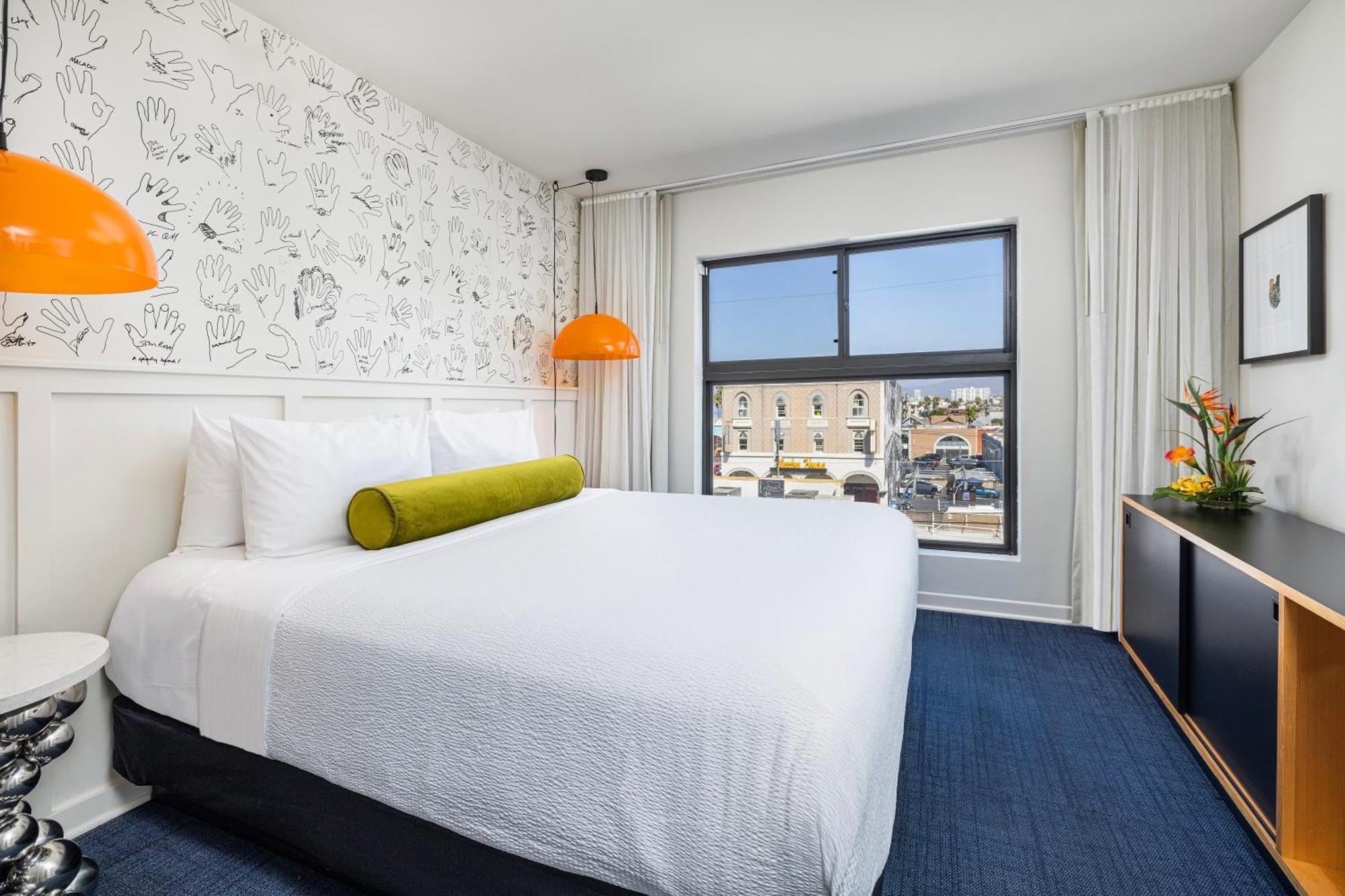 Suite Lit King-Size - Vue Partielle sur Océan