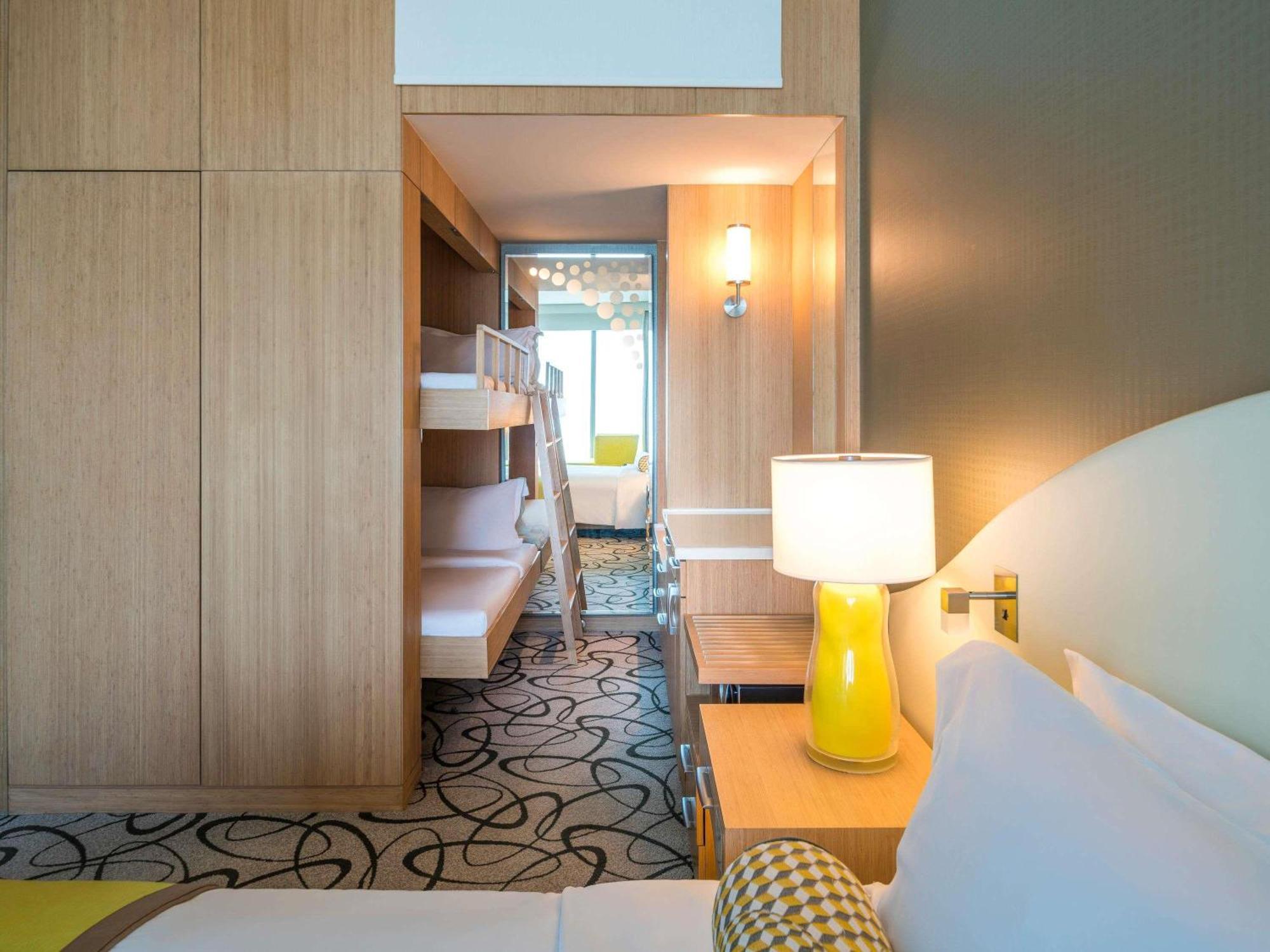 Quarto Familiar Luxo