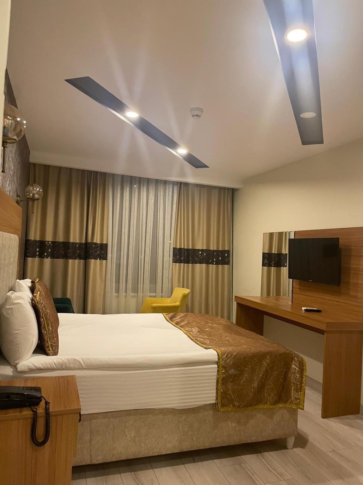 Standard Double Room,1740170052:JPEG