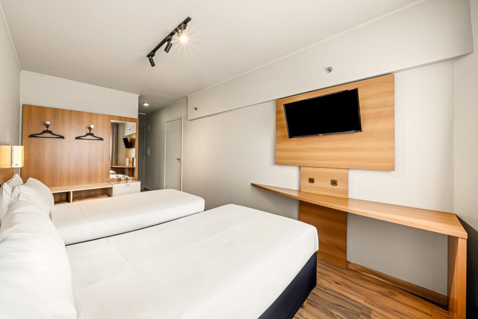 Quarto Standard com 2 Camas de Solteiro