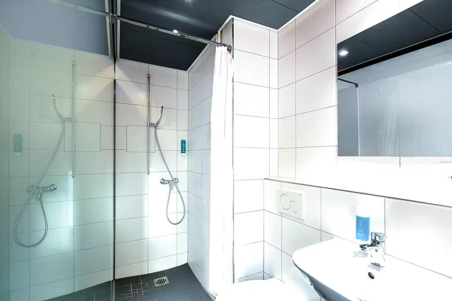 Double Room,1743218590:JPEG