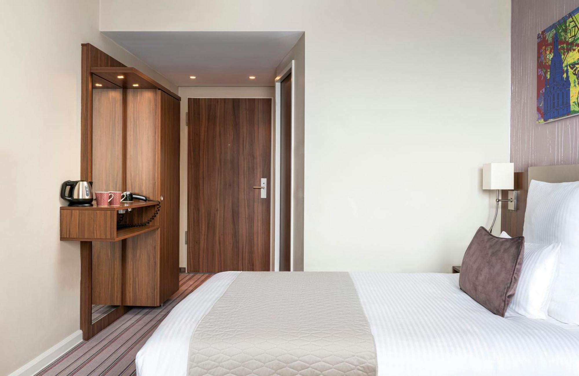 Comfort Double or Twin Room
