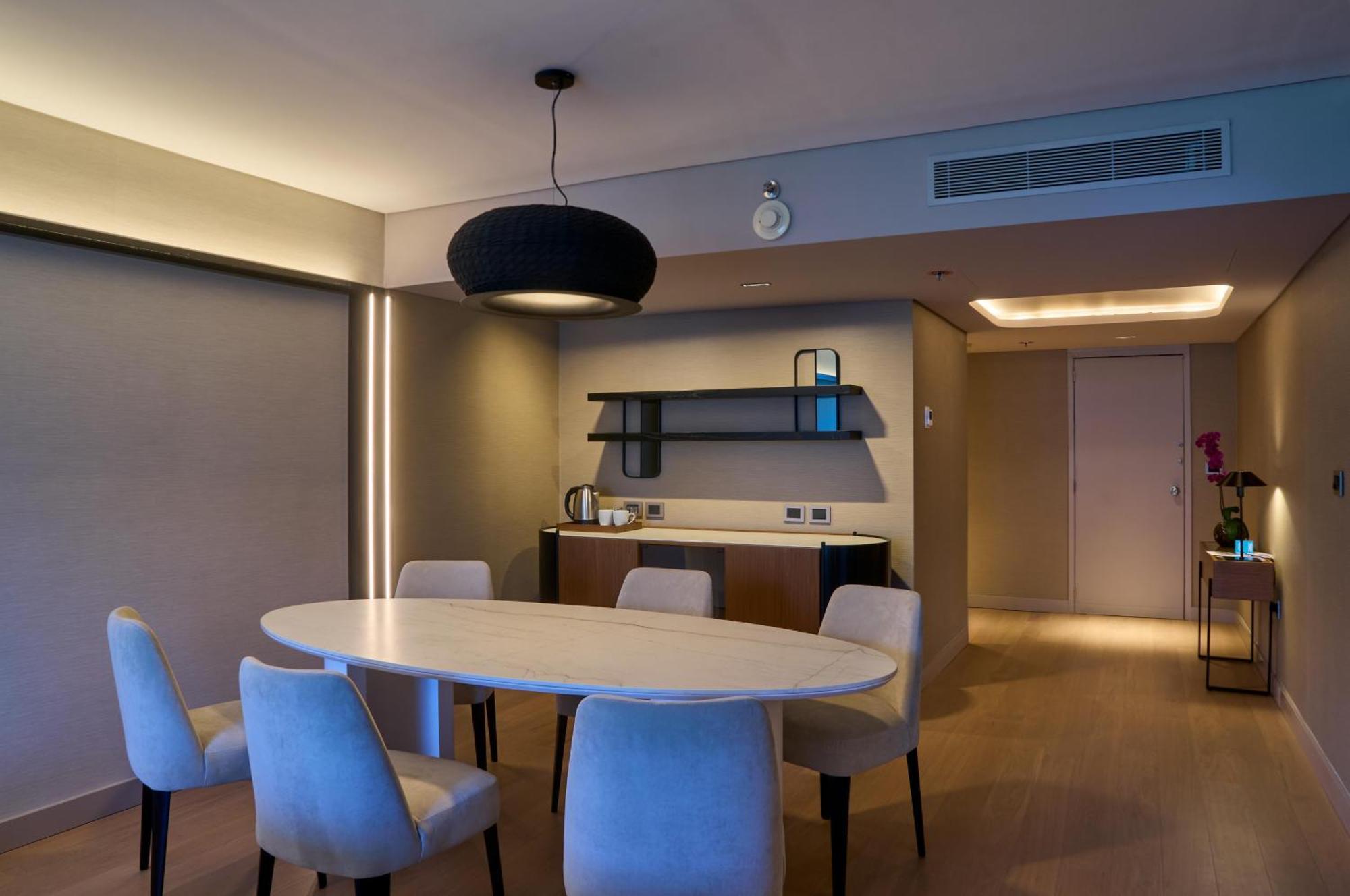 Suite King de Canto com 1 Quarto