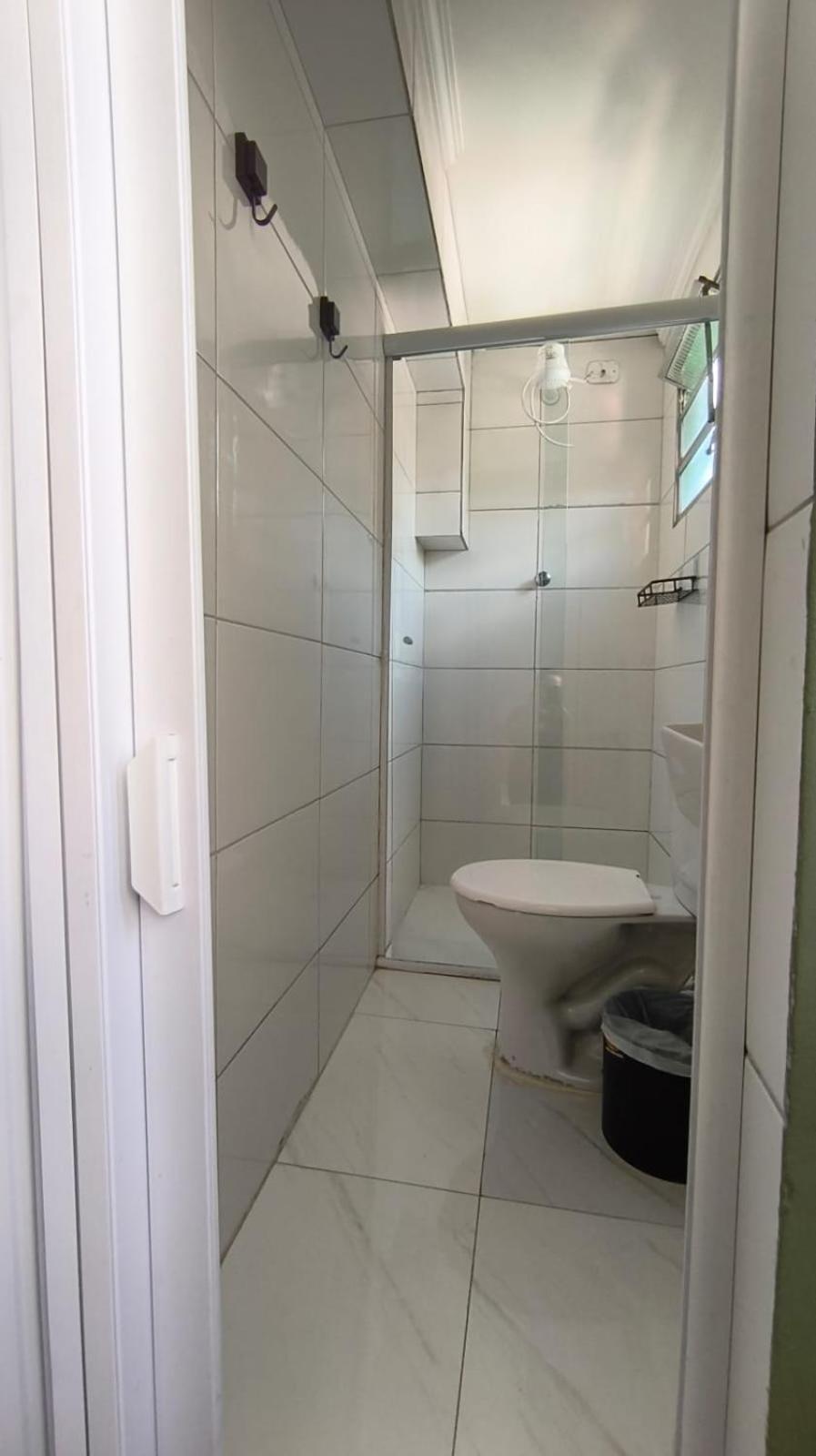 Quarto com 2 Camas de Solteiro