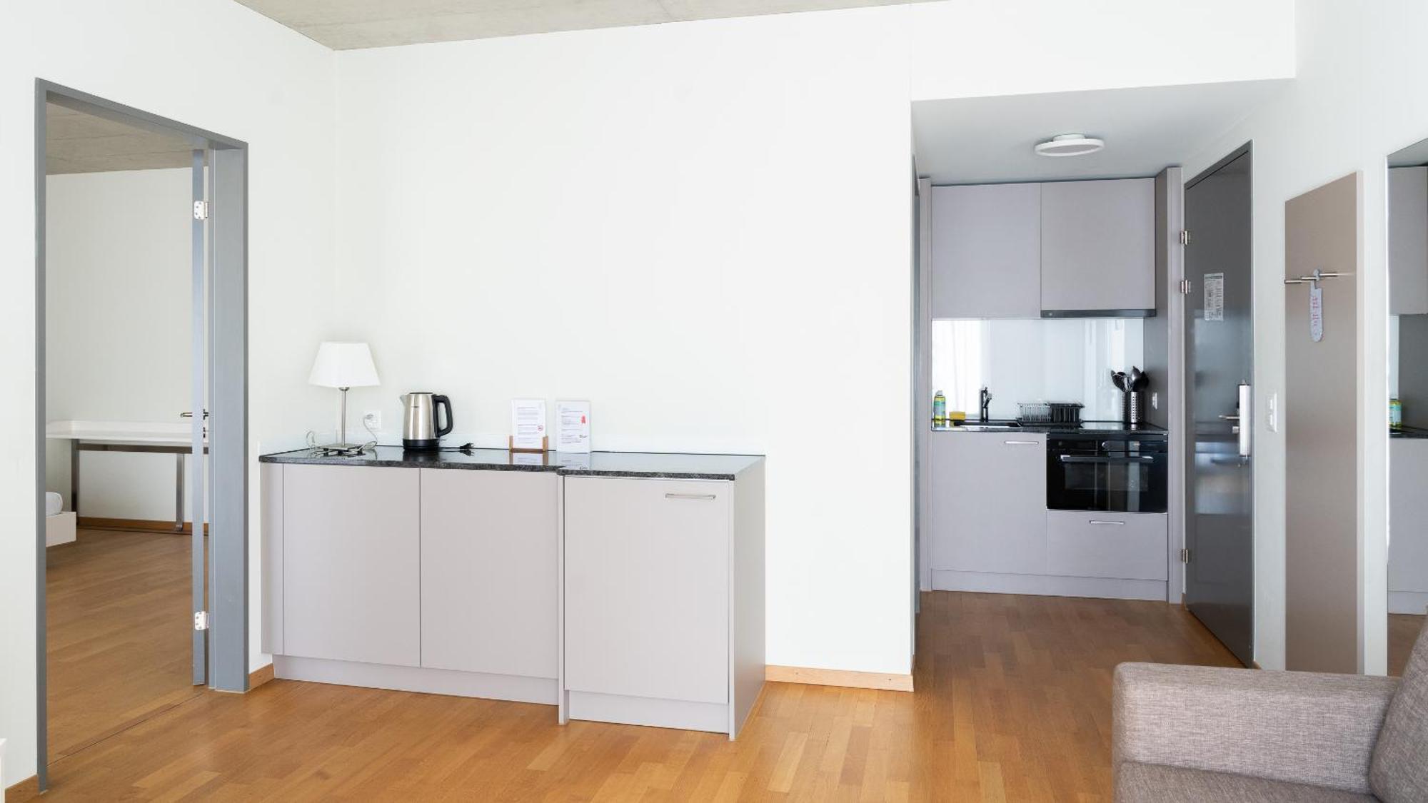 Studio mit Balkon
