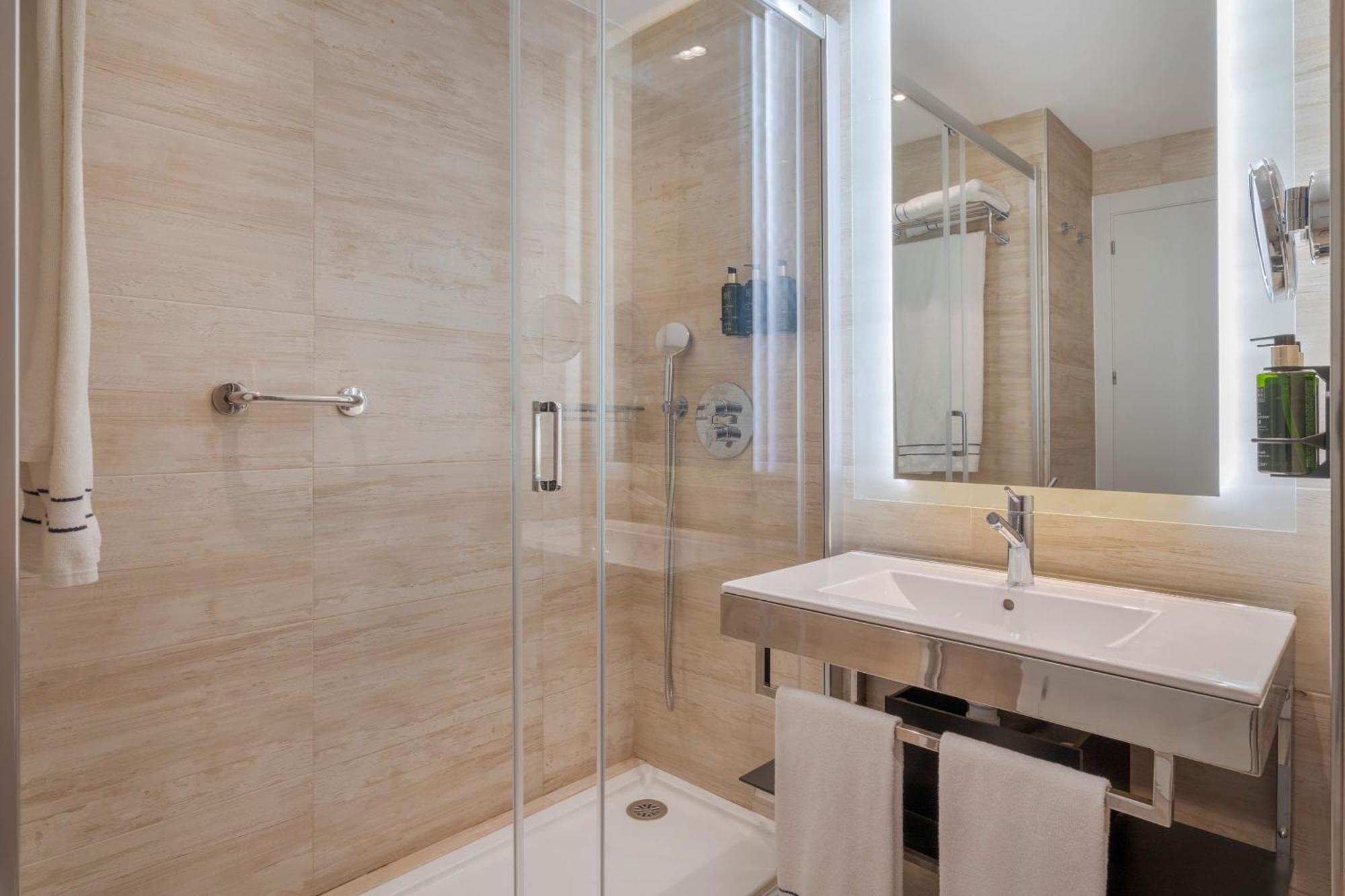 Executive Junior Suite,1770837883:JPEG