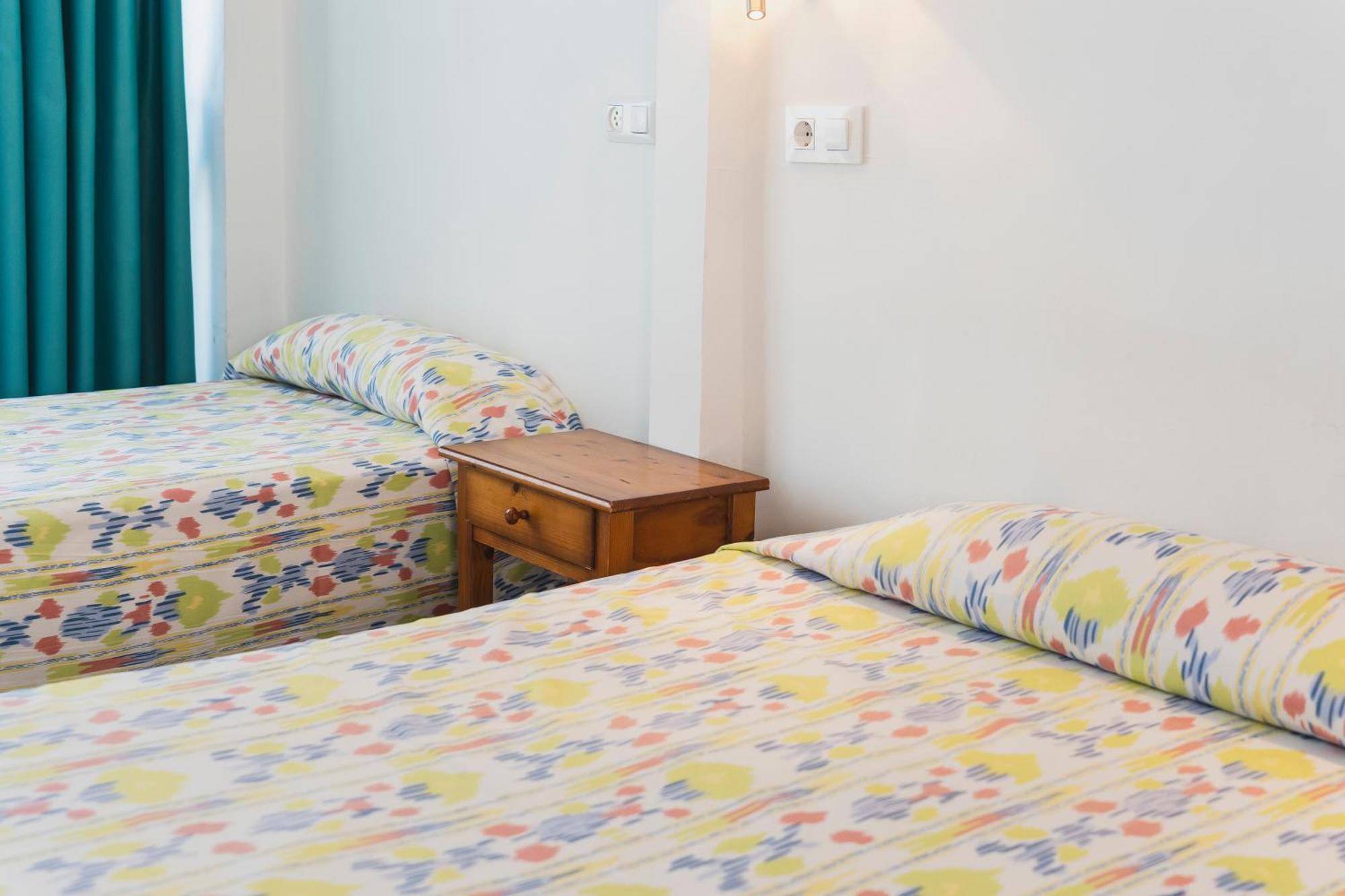 Large Premium Room up to 14 years