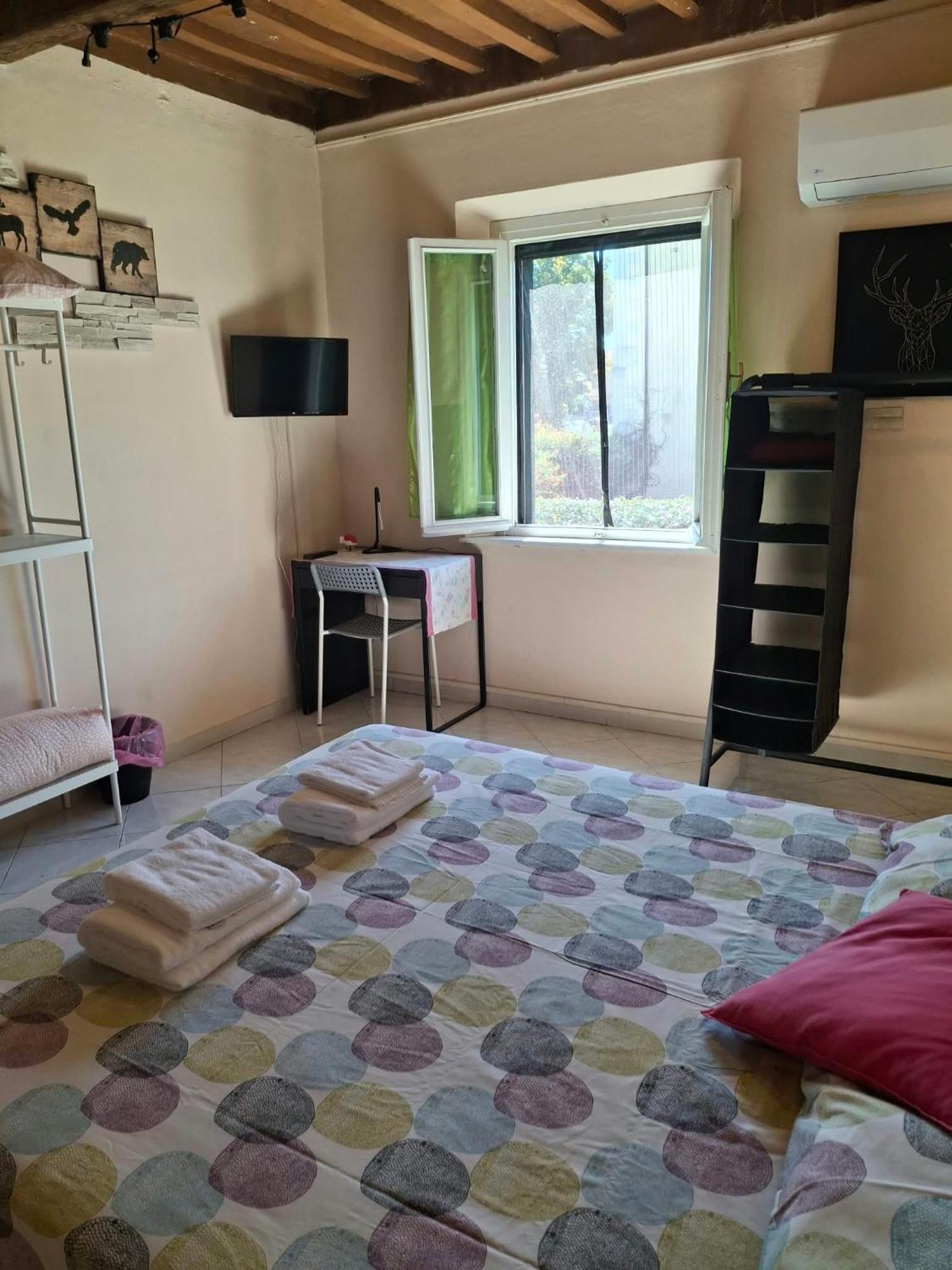 Double Room Private External Bathroom