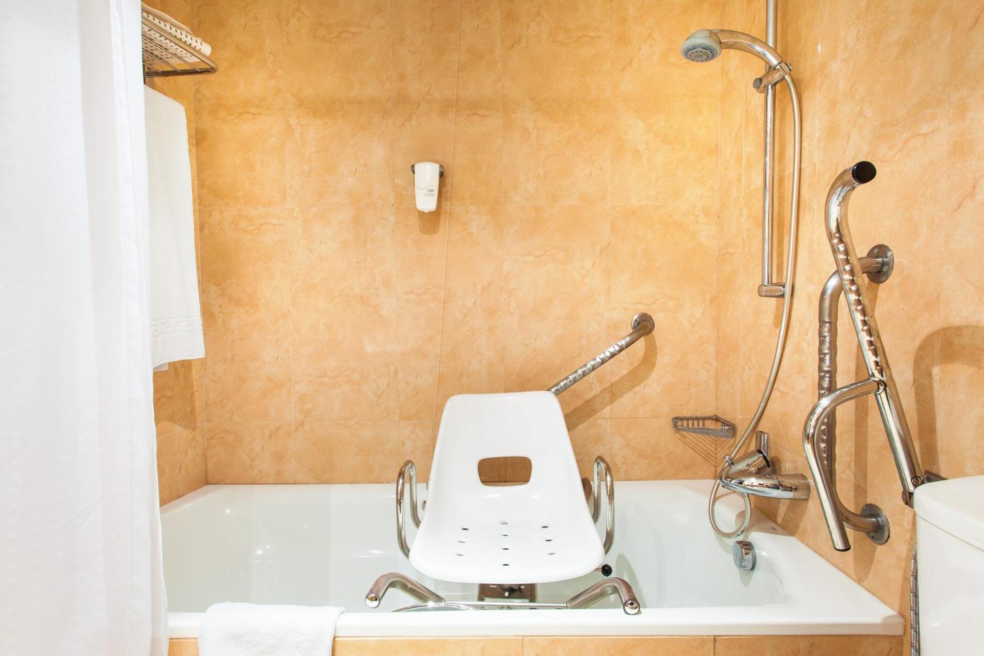 Quarto Twin Standard
