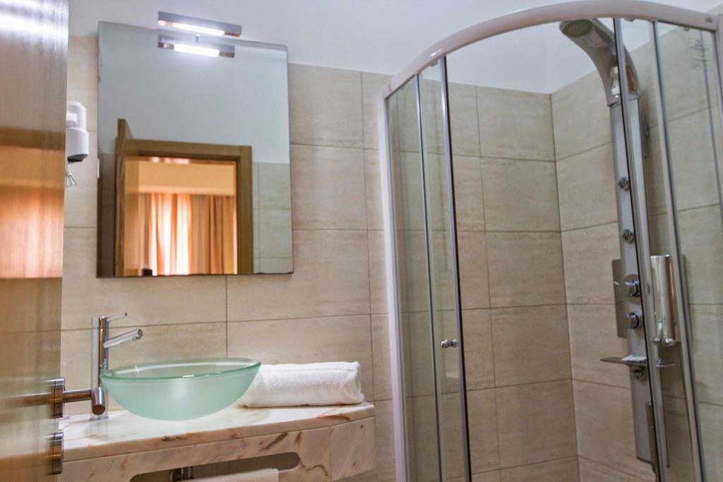 Quarto Individual Standard
