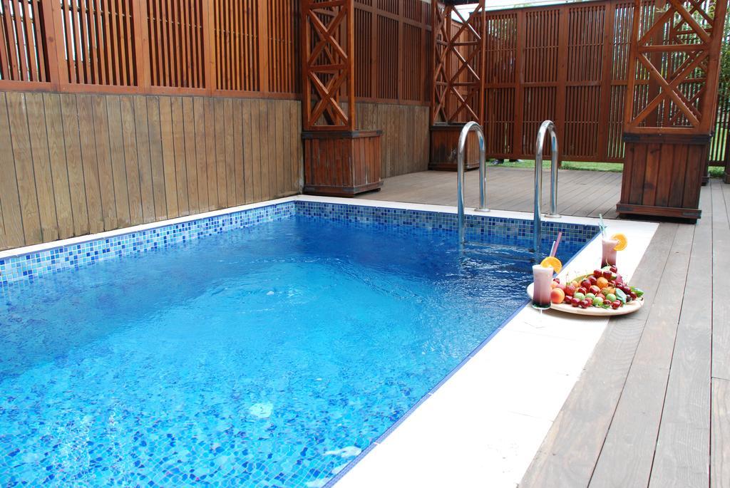 Suite met Zwembad, Sauna en Tuin