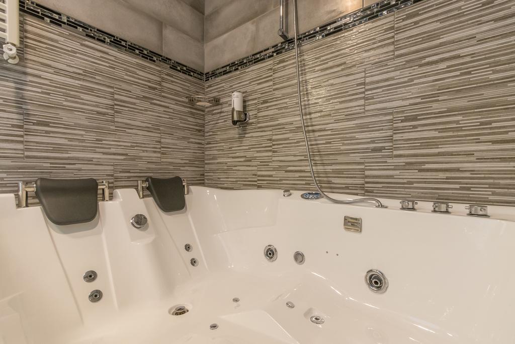 Habitación Doble Deluxe con bañera de hidromasaje