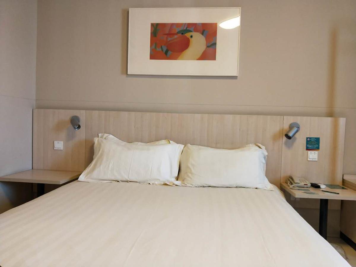 Business Double Room A