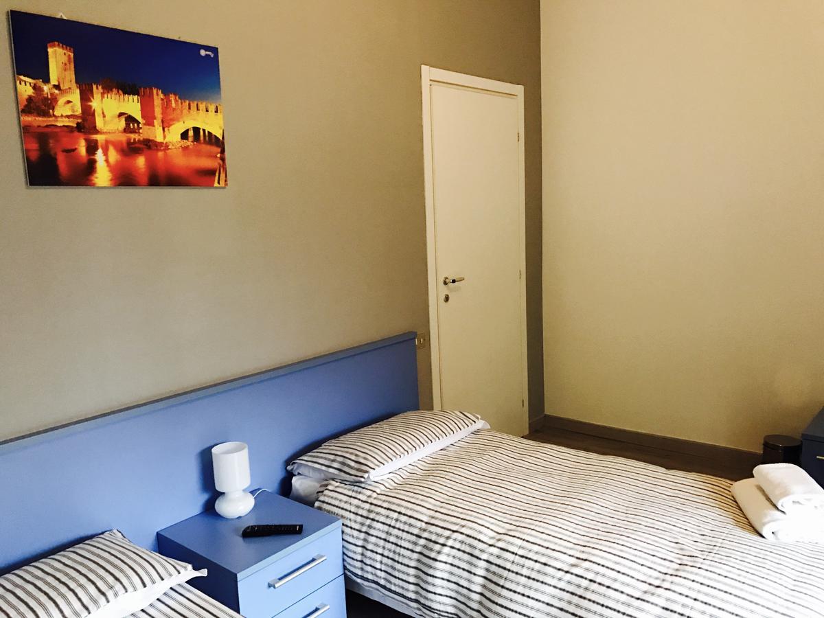 Double or Twin Room,613373705:JPEG