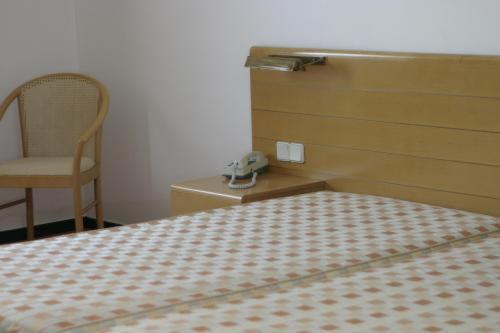 Single Room,63243328:JPEG