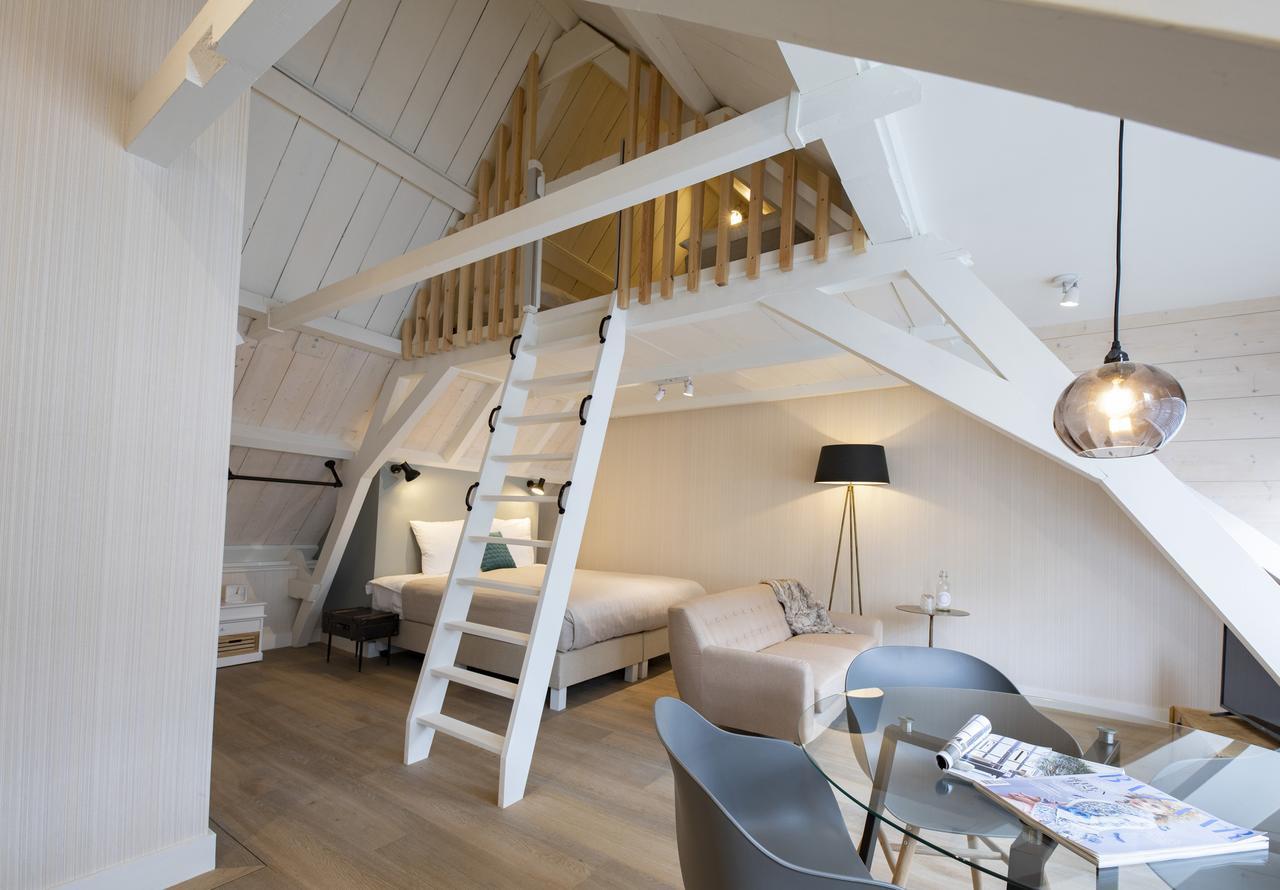 Family Suite with kitchenette and loft,769810720:JPEG