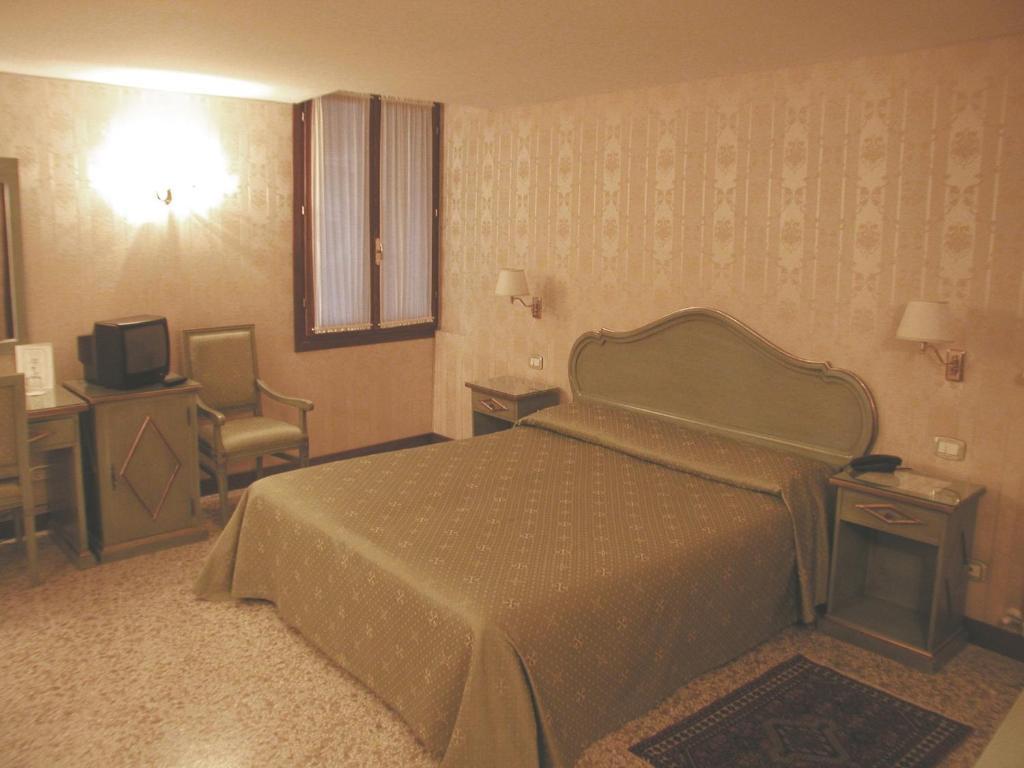 Chambre Double ou Lits Jumeaux