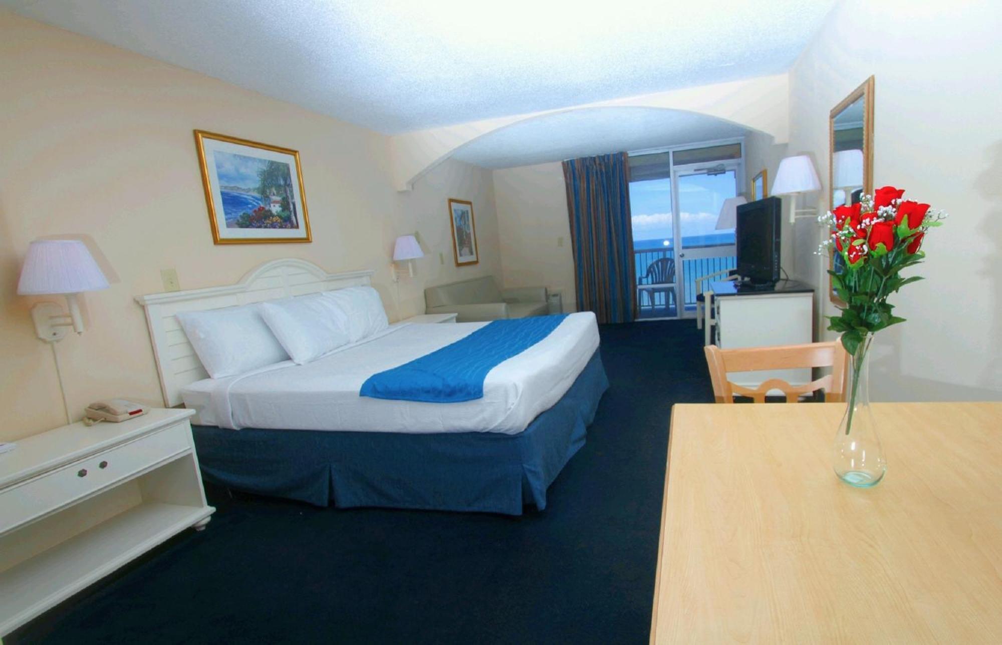 Oceanfront King Suite Balcony