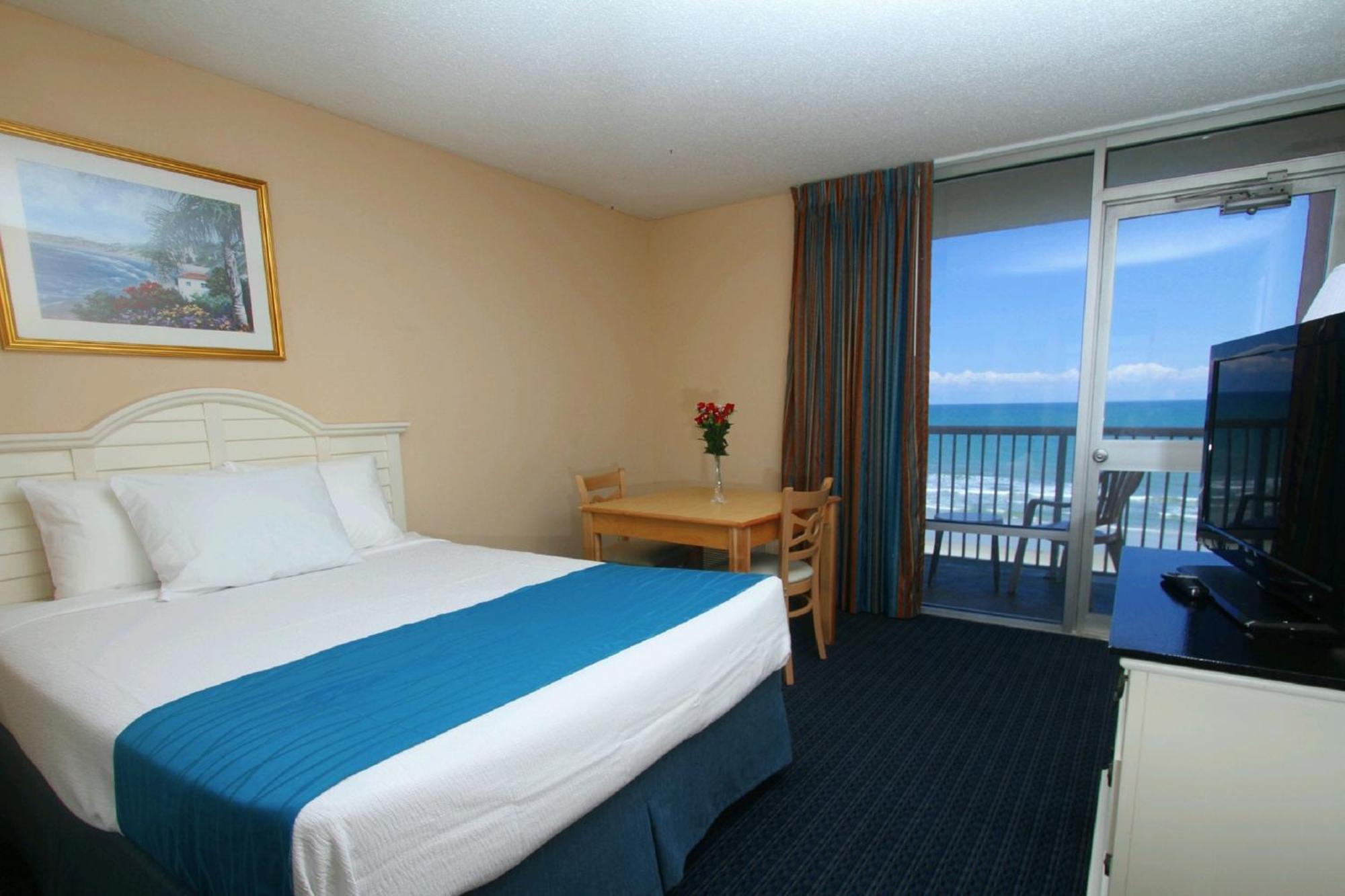 Oceanfront 2 Bedroom Balcony