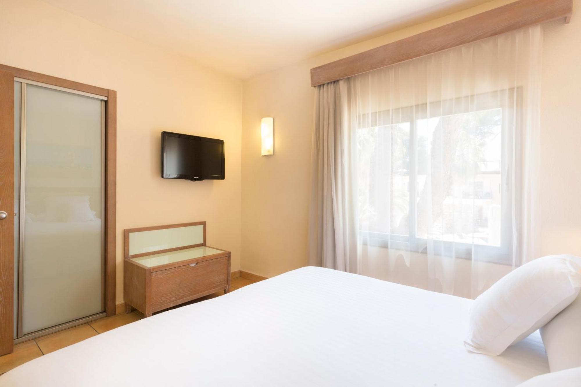 Apartamento com 1 Quarto (2 Adultos + 2 Crianças)