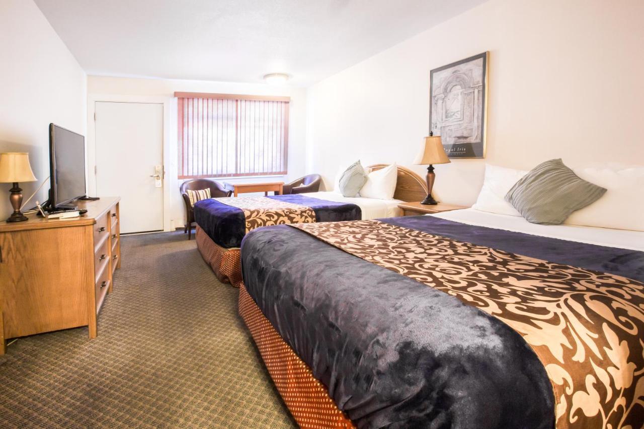 Chambre avec 2 Grands Lits Queen-Size