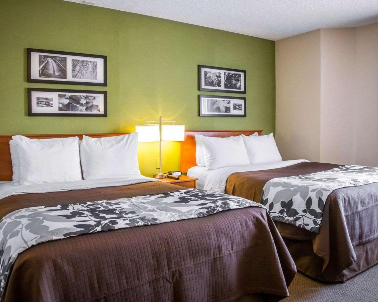Double Room with Two Double Beds - Non-Smoking