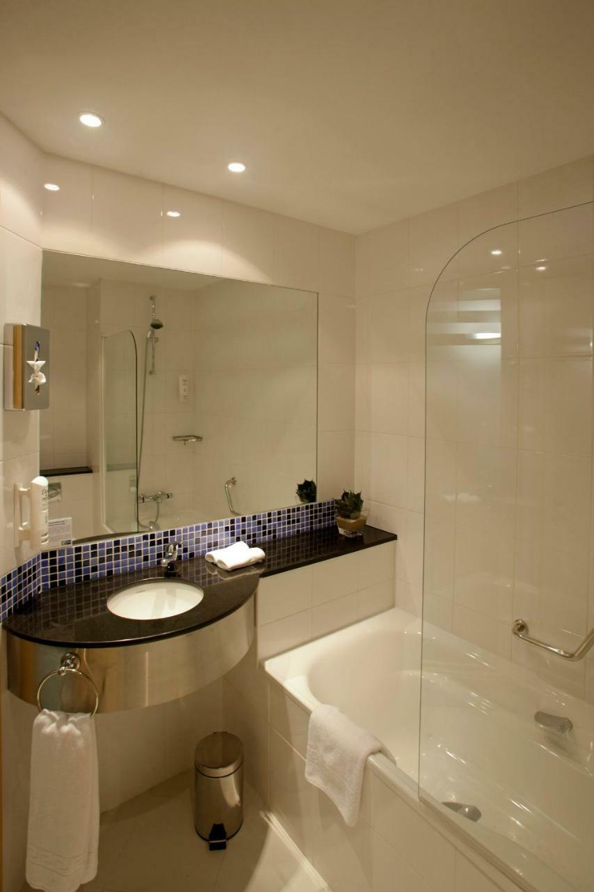 Standard Twin Room,1272642403:JPEG