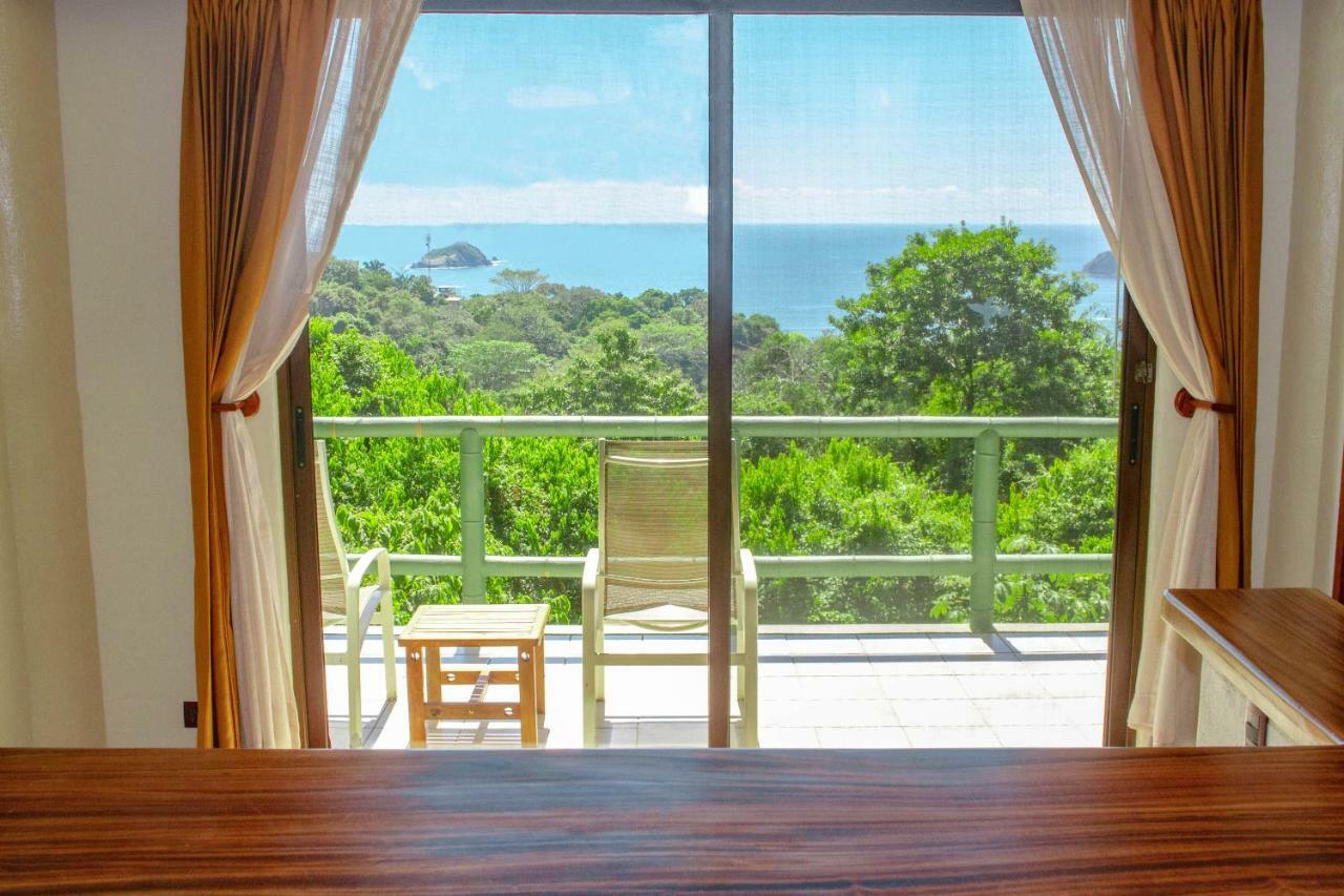 Superior Room with Ocean and Jungle View