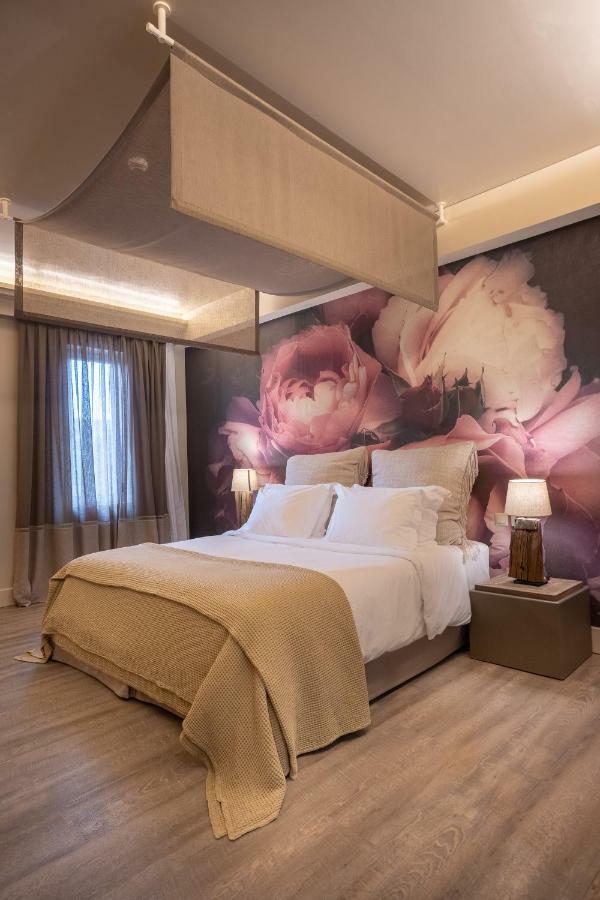 Deluxe Room,792980550:JPEG