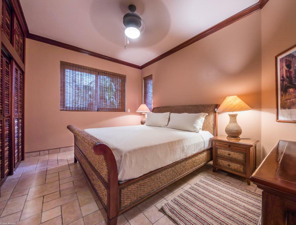 One Bedroom Sea View Suite