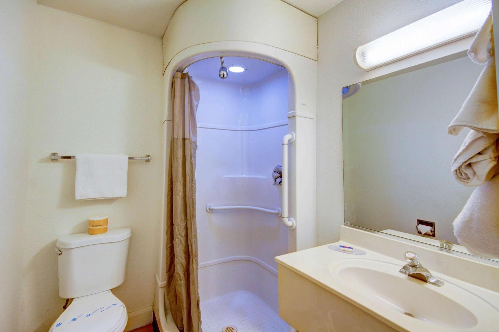 Deluxe Double Room - Smoking