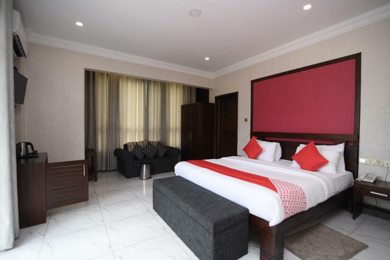 Deluxe Double Room with Mountain View