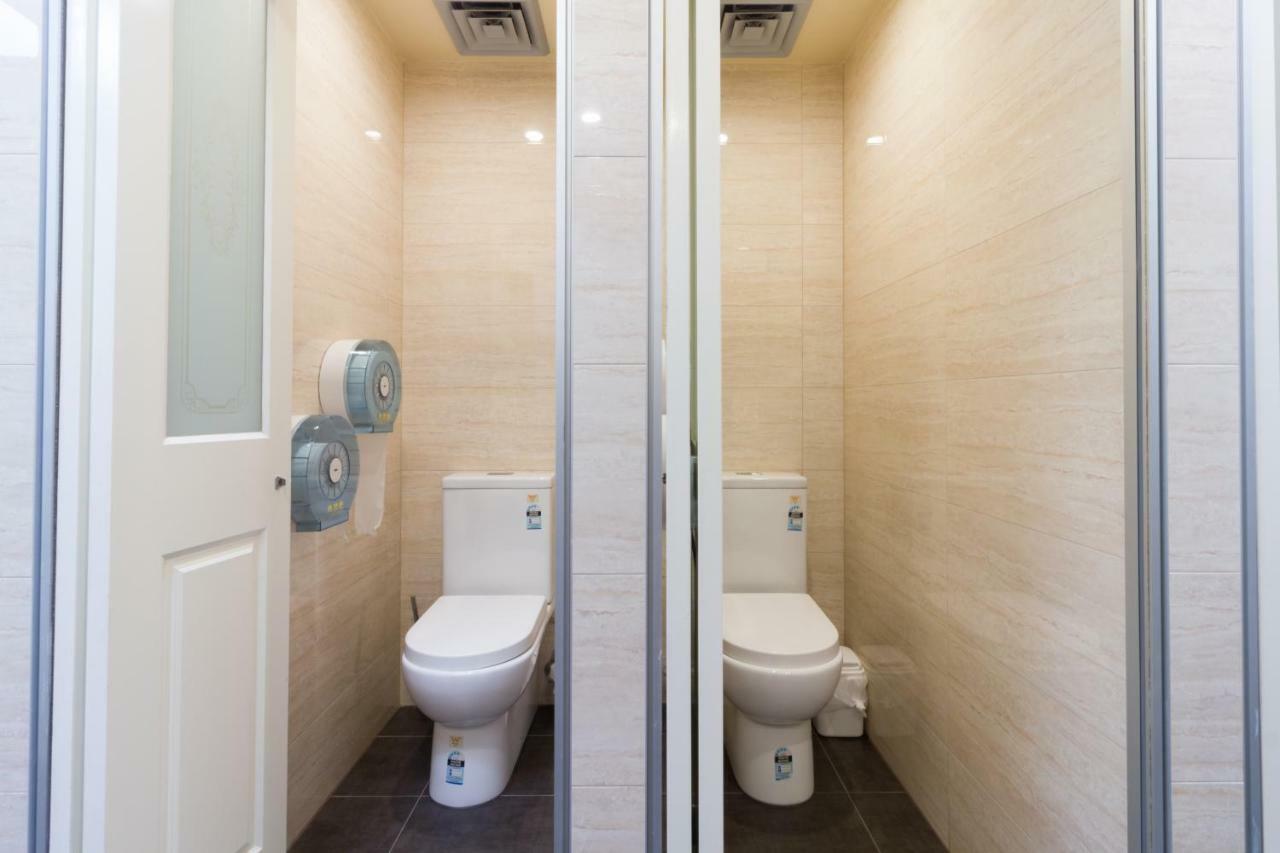 Quarto Individual com Banheiro Compartilhado
