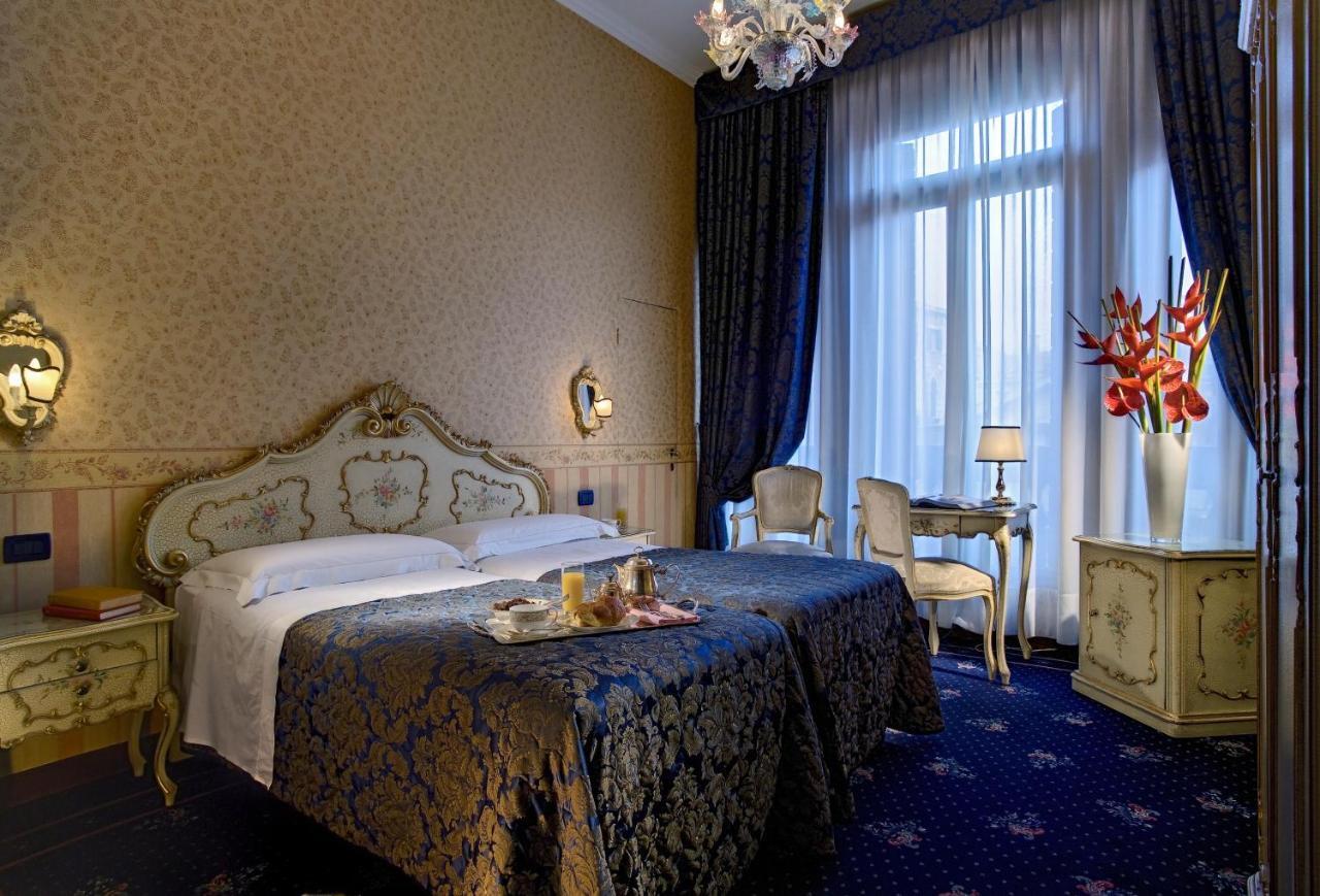 Superior Double or Twin Room,313825973:JPEG