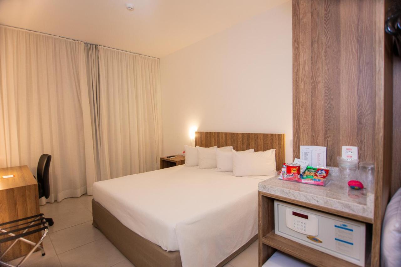 Quarto Duplo