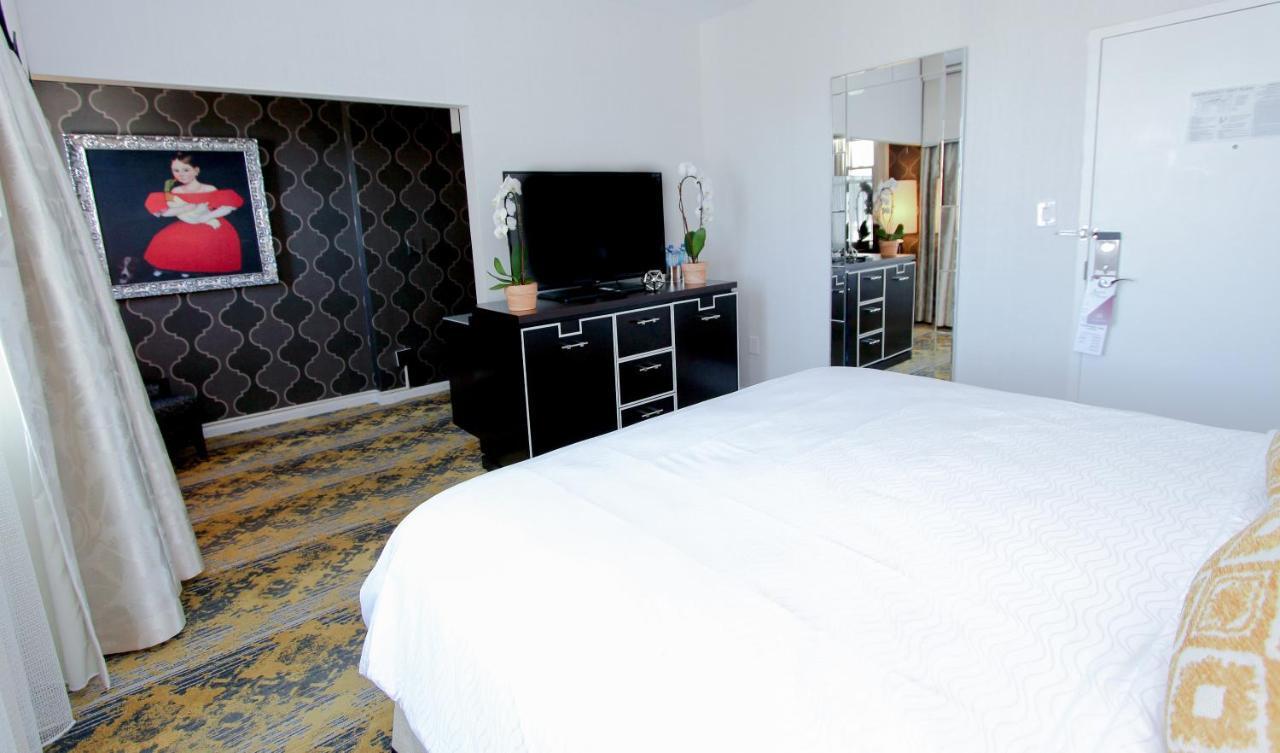 Habitación Estándar con ducha accesible en silla de ruedas - 1 cama extragrande