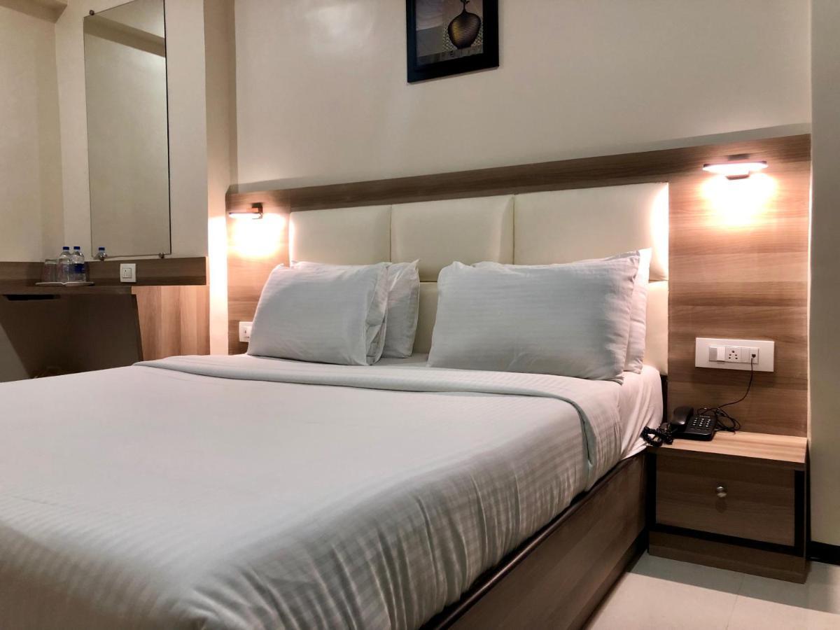 Deluxe Room,959928133:JPEG