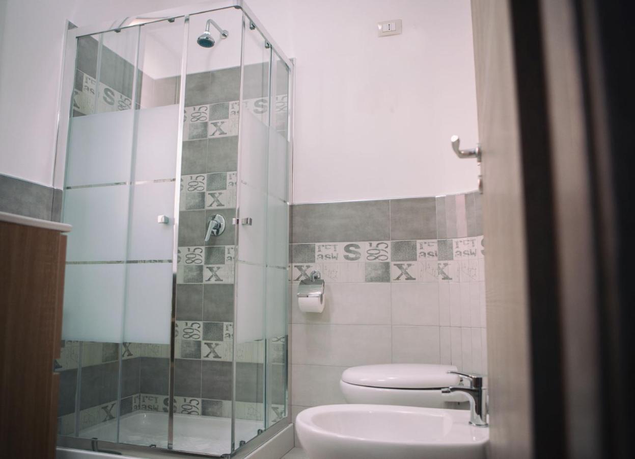 Family Room Private Bathroom
