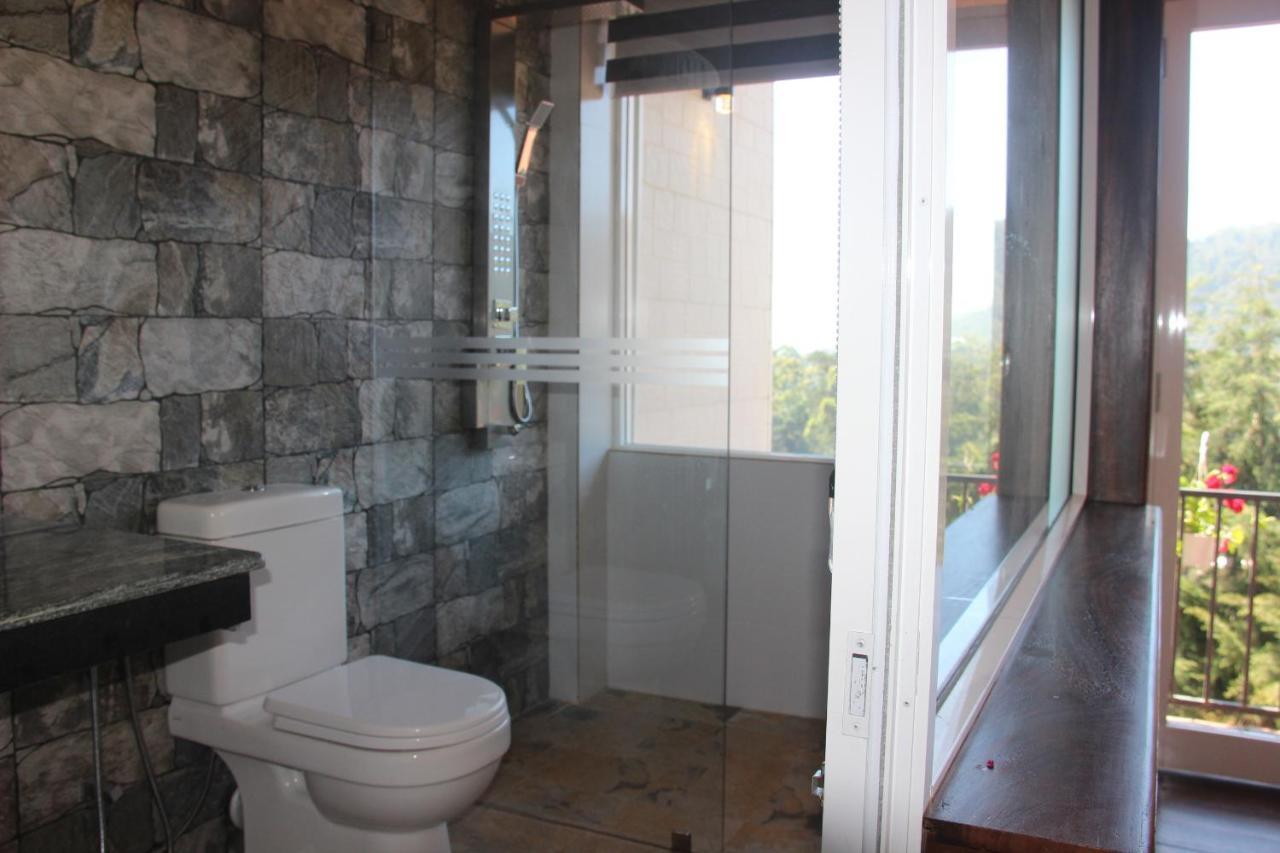 King Room Mountain View