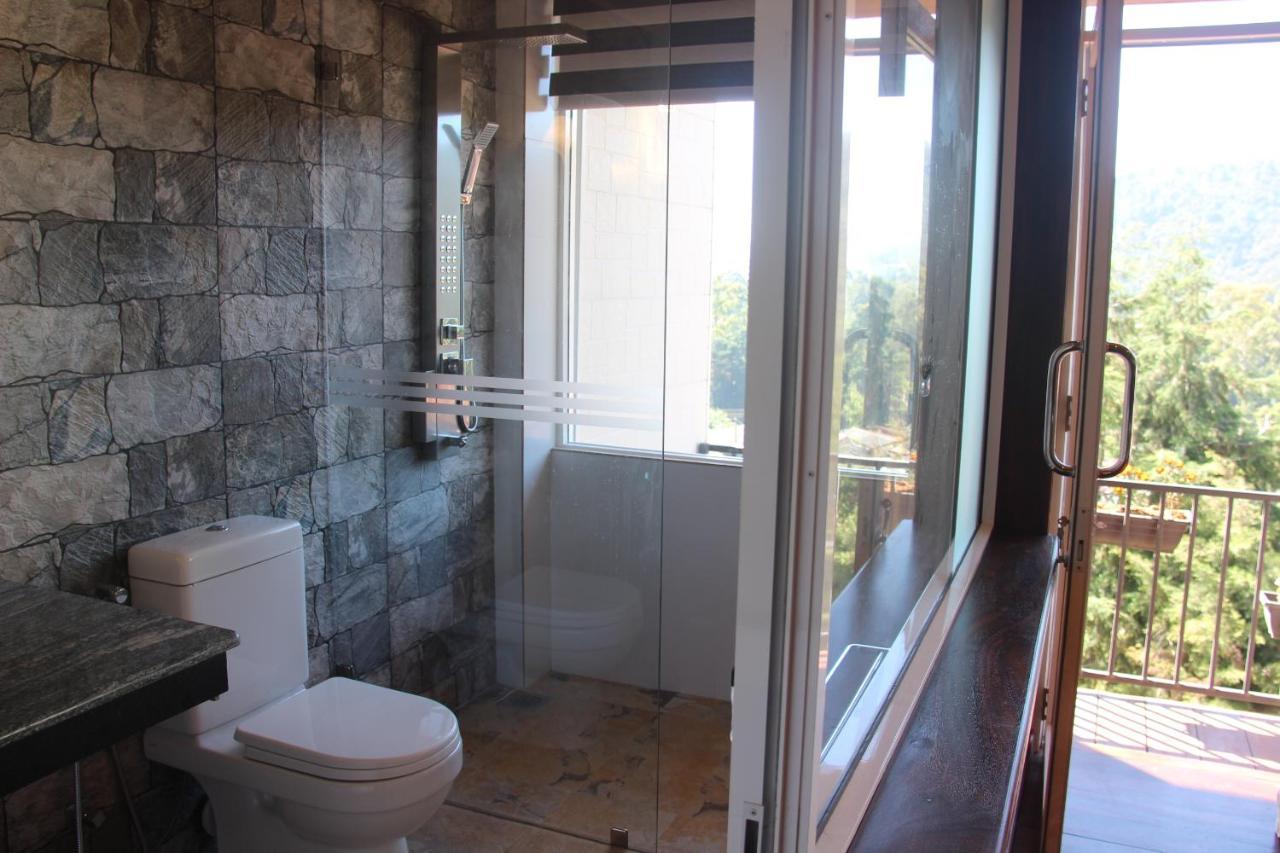 King Room Mountain View