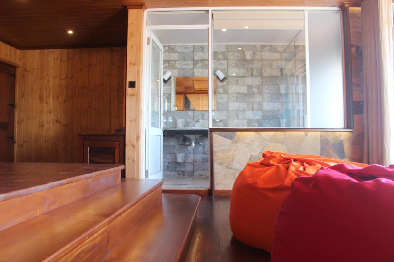 King Room Mountain View