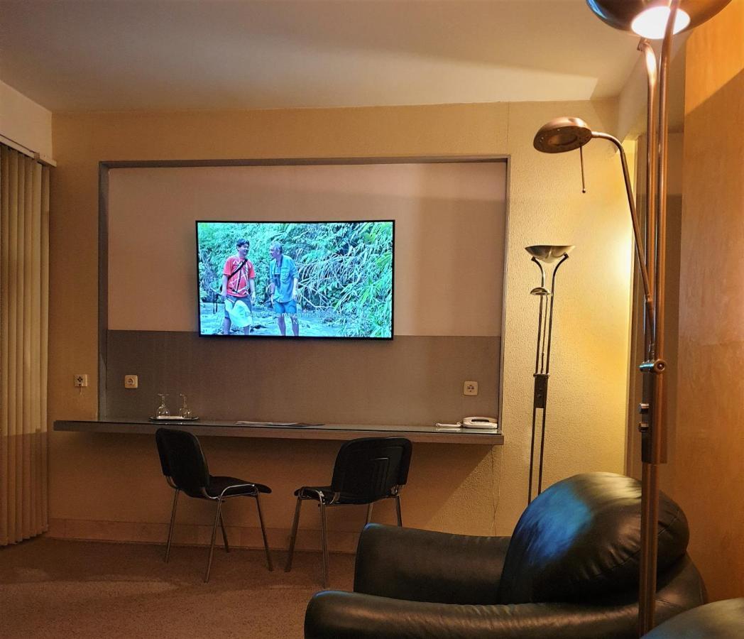 Business Suite mit Whirlpool