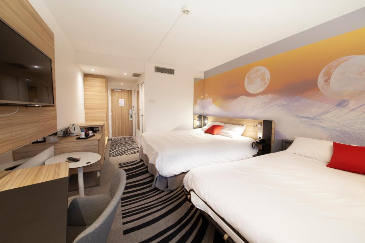 Chambre Lit Queen-Size Supérieure avec Canapé-Lit