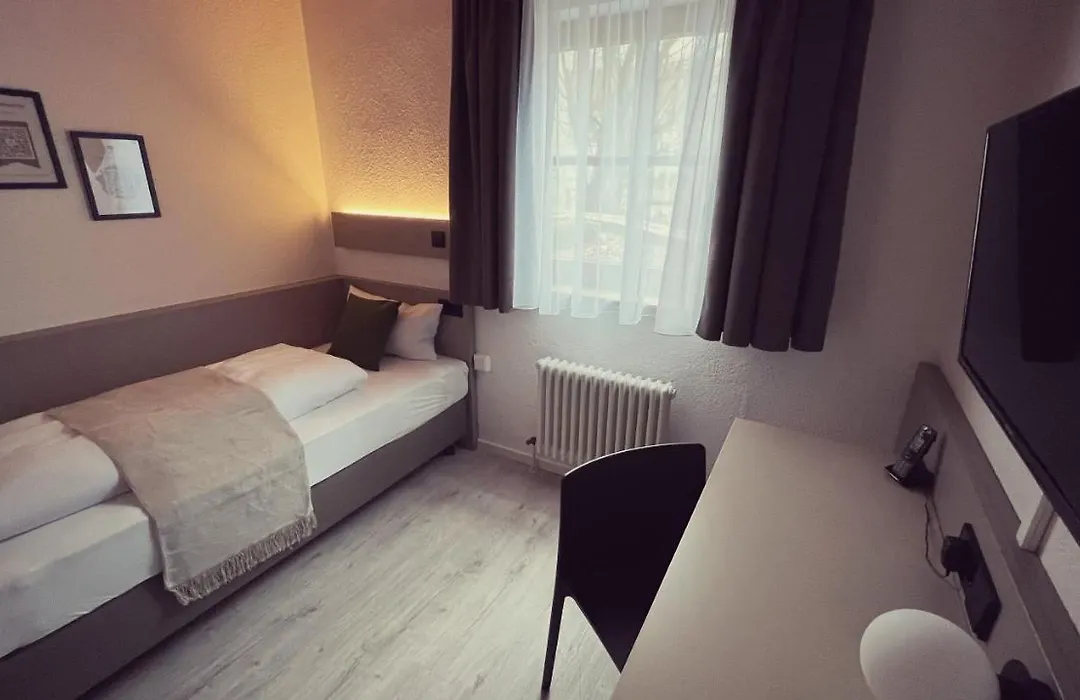 Hotel Waldhorn-1